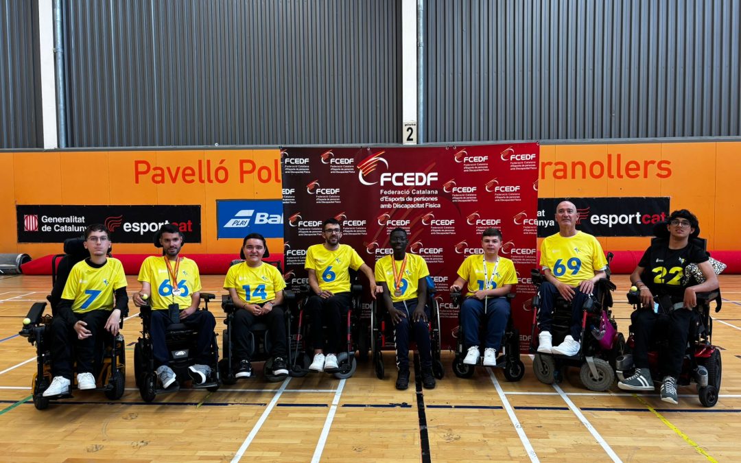 La selección canaria de Hockey en Silla de Ruedas Eléctrica concluye con éxito su primera participación en un Campeonato de España